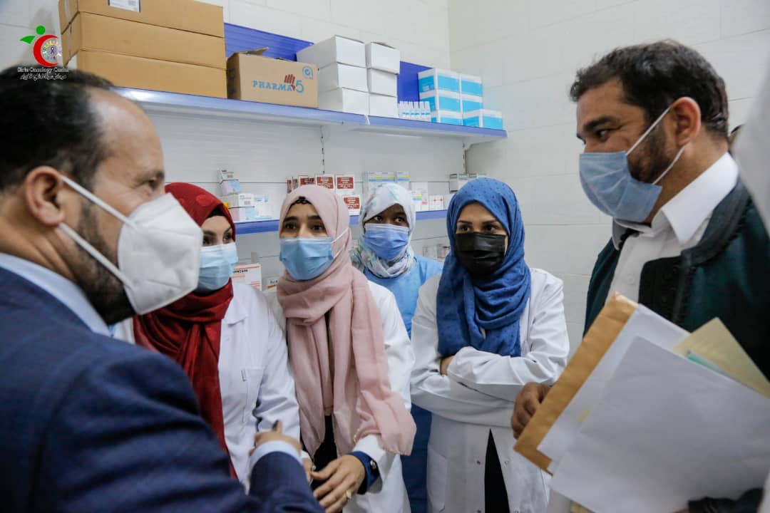 وزير الصحة يؤكد خلال اجتماعه بمديري المستشفيات والعيادات الصحية بسرت حرص الوزارة على تقديم أفضل الخدمات للمواطنين بمختلف المدن في ليبيا